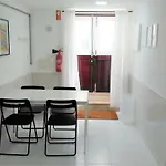 Alfama 34 *
